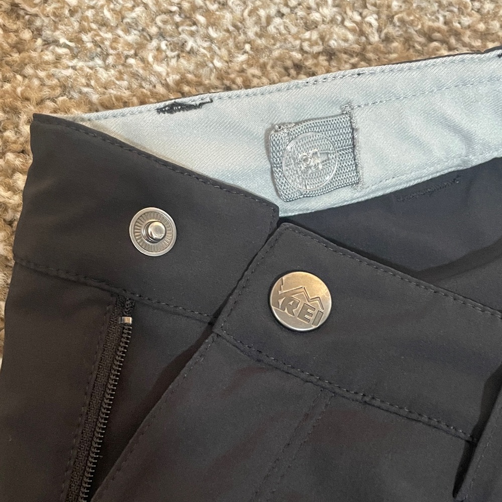 REI Sahara Women's Charcoal Cropped Hiking Pants 🌟 - Picture 5 of 11